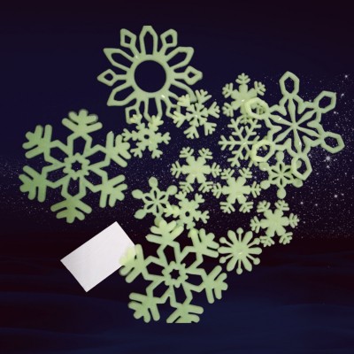 Living room children's bedroom wall stickers, students luminous stickers fluorescent luminous snowflake patch