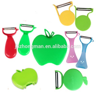 wholesale smiling face tableware kitchen gadgets household products fruit Foldable plastic tomato apple potato peeler